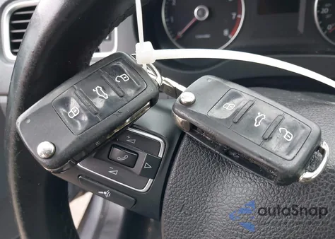 2012 Volkswagen Jetta 2.5L Se z USA, uszkodzony, nr VIN 3VWDP7AJ2CM451037